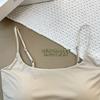 Camisole de Seda Gelada Sem Costura Plissada Estilo Hot Girl com Bojos, Lindo Design nas Costas, Caimento Justo, Valoriza a Silhueta, Pode Ser Usado como Peça Íntima ou Top