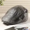 Gorra de Cuero PU Estilo Retro Americano para Mujer, Nueva Moda Primavera 2025, Versátil, Adelgazante, Gorra de Pico de Pato para Hombre