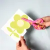 Tijeras de Corte de Papel DIY Seguras para Niños al por Mayor, Tijeras de Plástico para Jardín de Infancia, Tijeras Elásticas Antiaplastamiento de Dibujos Animados para Estudiantes