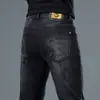 Jeans negros de alta gama italianos para hombre, nuevo estilo primavera-verano 2026, marca de moda estampada, pantalones casuales ajustados elásticos