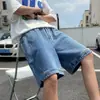Shorts jeans leves de verão para homens, adequados para uso ao ar livre, estilo Hong Kong, shorts casuais largos retos de perna larga de comprimento médio