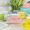 Taza de Café y Platillo de Porcelana Fina estilo Europeo Popular en Internet Color Sólido Simple Exquisita Taza para Té de la Tarde Juego de Té Creativo para el Hogar Regalo de Vacaciones