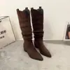 Abertura Grande para Panturrilha Corte em V Botas de Montaria Longas Femininas 2026 Outono/Inverno Novas Salto Grosso Bico Fino Recorte Chelsea Western Cowboy Botas Plissadas