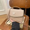 Bolso Cruzado de Lujo de Nicho de Moda Este Año 2026 Nuevo Bolso de Mano Versátil para el Verano Bolso Pequeño Cuadrado de Hombro