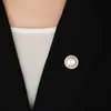 Broche magnético de perlas de moda hebilla magnética redonda de circonita corsage artefacto anti-luz personalidad cuello de camisa flor