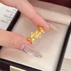 Popular Pulsera Anillo de Flor de Iris Incrustada con Diamantes para Mujer, Pulsera Colgante Elegante Versátil de Cobre Chapado en Oro de Lujo Ligero