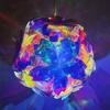 Puesto de mercado nocturno de Nochevieja arte linterna portátil láser colorida luminosa Linterna hecha a mano de Película Dorada crisantemo flor de cerezo