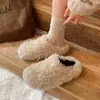 Chinelos de Lã de Cordeiro Pelúcia Inverno 2026 Moda Estilo Coreano Slip-on Quente Solado Grosso Chinelos de Algodão para Exterior para Mulheres