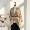Chal de Viaje Estilo Bosque en Stock Otoño e Invierno Cachemira Sintética Bufanda Tejida con Hoja de Ginkgo Capa con Hendidura Ropa de Abrigo
