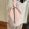 Mochila Casual Leve Simples Estudante Tendência Verão 2026 Bolsa Feminina de Alto Valor Grande Capacidade Mochila para Casal