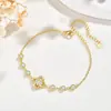 Pulsera de Cobre Chapado en Oro de 14 Quilates con Incrustaciones de Diamantes, Estilo de Moda Europeo y Americano Transfronterizo, Trébol de Cuatro Hojas para Mujer, Joyería Versátil de Lujo Ligero para Pareja
