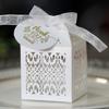 Venta directa transfronteriza, caja de dulces hueca con láser para bodas, caja de dulces de chocolate para fiestas, fábrica de cartón perlado en stock, venta al por mayor