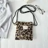 Bolsa de Almacenamiento Portátil con Estampado de Leopardo de Moda para Otoño e Invierno para Niñas, Linda Bolsa de Compras para Teléfono Móvil, Bolso Cruzado Versátil y Casual para el Trabajo