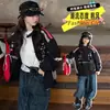 Chaqueta para niña 2026 otoño nuevo estilo coreano genial chaqueta de motociclista para niñas mayores con estampado color block y cuello alto top moderno