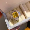 Anillo Abierto Cuadrado de Flor de Zirconia Wind Usado Nicho Alto Gama Retro Anillo Índice Estilo Corte Temperamento Joyería para Mano