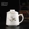 Juego de tres tazas de porcelana blanca, taza de oficina para beber té, separación de té y agua con tapa, juego de regalo para preparar té