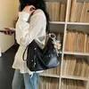 Bolsa Feminina de Design Nicho Moda Estilo Coreano 2026 Nova Versátil para o Dia a Dia Bolsa de Ombro Único Mochila de Grande Capacidade Multiuso