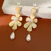 Brincos de flor de resina com pino de prata, estilo fresco e doce, acessórios elegantes para feriado, brincos de luxo leve de alta qualidade para atacado