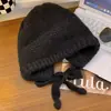 Gorro de punto para mujer, gorro versátil, dulce y elegante, nuevo modelo de otoño e invierno, cálido y versátil, con un lazo casual