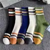 Calcetines deportivos para hombre, calcetines de otoño e invierno hasta media pantorrilla para hombre, calcetines largos de baloncesto desodorantes, calcetines para hombre, calcetines deportivos para estudiantes, venta al por mayor