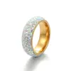 Popular Joyería Europea y Americana de Acero de Titanio Anillo Curvo con Diamantes Completos de 5 Filas de Diamante de Barro Blanco Anillo Estilo para Hombres y Mujeres Fabricante Mayorista