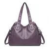 Bolsa de ombro vintage popular para comércio exterior, nova bolsa tote de grande capacidade para cross-border, bolsa de mão e bolsa transversal versátil para o dia a dia