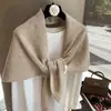 Chal de Color Sólido Cálido Versátil Moda Otoño e Invierno Accesorio de Protección para el Cuello Bufanda de Punto Conjunto Personalizado Bufanda Triangular