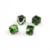 Agite o som rede de mão rápida vermelha plana três-dimensional quadrado prego broca brincos material de produção cristal vidro Broca quadrada cor colorida