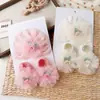 Conjunto de Gorro y Calcetines para Bebé, Delicado Encaje Indio Fino para Primavera y Verano, Calcetines Cortos Antideslizantes, 2 Piezas, Accesorios para el Cabello en la Fontanela del Bebé
