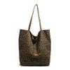 Bolsa Tote Feminina Grande Capacidade Tendência Estampa de Leopardo Bolsa de Ombro Relaxada Feminina Casual Artística para o Trabalho Estudante Bolsa de Mão