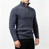 Novo suéter masculino de outono e inverno com gola alta e zíper, pulôver de tricô, peça de outer wear oversized, moderna e casual para jovens.