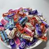 Loja de conveniência simulação de alimentos e jogos acessórios de resina misturados simulação doces diy cola creme capa de telefone acessórios de cabelo patch