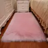Alfombra Peluda Estilo Nórdico Habitación Dormitorio Mesita de Noche Simple Felpudo Lana Sintética Exhibición Ventana Cojín Blanco