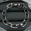 Pulsera Nueva de Diseñador Estilo Europeo y Americano Transfronteriza con Logo y Múltiples Patrones de Letras para Mujer, Lujo de Gama Alta, Fotos Reales, Mayoreo