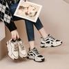 Zapatos femenino fuente primaria 2022 nuevos zapatos de mujer deportivos Viento zapatos viejos precio bajo zapatos de mujer