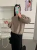 Suéter Pulóver de Punto con Cuello Redondo y Puntos, Nuevo Color Otoño/Invierno 2026, Diseño con Sentido de la Moda Coreana, Holgado, Estilo Dulce, Top de Punto para Mujer