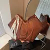 Bolsa Tote Transfronteriza de Gran Capacidad 2025 Nueva Bolso de Mano de Alto Valor Bolso de Hombro para Viajero Frecuente Bolso para Viajero Frecuente Bolso de Moda para Llevar Debajo del Brazo