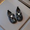 Sapatos de Couro Versáteis Lolita para Meninas Nova Coleção Primavera & Outono 2025 Sapatos Macios de Solado Médio e Grande Estilo Britânico Sapatos Doces de Princesa