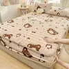 Saia de Cama Acolchoada de Lã de Leite de Alto Peso Conjunto de Três Peças Outono e Inverno Quente Protetor de Colchão de Coral Fleece Atacado
