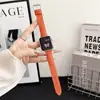 Adecuado para Correa de Reloj Iwatchs11 Apple 109876543 Generación Se Cintura Pequeña Pulsera de Cuero Granulado para Mujer