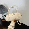 Bolso Retro para Mujer Diseño de Nicho Sentido Único Hombro Cruzado Simple Verano 2026 Nuevo Versátil Bolso de Viaje Lujo Ligero Combinación