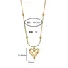 Collar de acero de titanio Love, cadena de hueso de serpiente, diseño de lujo, cadena de clavícula combinable con corazón de melocotón, collar con forma de corazón de celebridad de Internet para mujer.