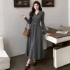 Moda Gestante "Rio Estrela Brilhante" Vestido Francês com Decote em V Feminino 2026 Novo Outono/Inverno Elegante Emagrecedor Saia Evasê