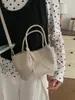 Bolso de Cubo Tejido de Alta Gama para Mujer 2026 Nuevo Estilo Coreano Bolso de Hombro Cruzado para el Trabajo Moda Elegante Bolso Plateado para Mujer