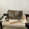 Bolso retro versátil transfronterizo para mujer 2026 nuevo nicho correa ancha para el hombro bandolera para ir al trabajo y uso casual bolso almohada