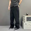 Nuevos Pantalones Rectos Negros Tendencia Americana Primavera/Verano 2026 para Hombre con Dobladillo Crudo Lateral Pantalones Largos Casuales Versátiles de Largo Completo