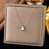 [Collar de Acero de Titanio Dorado + Color Acero] Moda de Lujo Ligero para Mujer El Más Fácil de Combinar Cadena para Clavícula Collar de Amor de Nicho de Gama Alta