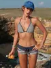 Nuevo Conjunto de Playa de Estilo Europeo y Americano Sexy y Moderno con Estampado de Rayas Energético, Cuello Halter con Lazos, Forma de Triángulo, Pantalones Cortos tipo Boxer