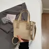 Bolso Cruzado Casual Nuevo Primavera/Verano 2026 para Mujer, Bolso de Mano Patchwork Color-Block para Viajar, Bolso de Hombro Elegante y Moderno