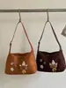 Cross2026 Nueva Bolsa Popular de Hombro Único Bajo el Brazo para Mujer de Otoño Bolso Cruzado Retro de Gamuza y Felpa para Viajes Bolso Almohada
